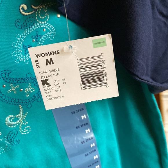 Basic Editions Tops - Picture 5 of 7